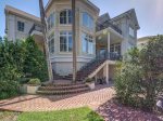 10 Knotts Way in Forest Beach